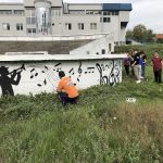 Novi izgled keja na Vlasini – mural posvećen Van Gogu, putokazi i klupice za meštane